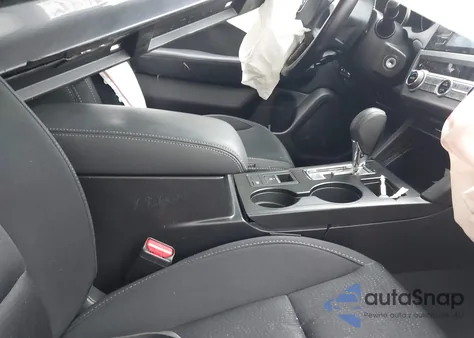 2016 Subaru Legacy 2.5I Premium из США, поврежденный, VIN 4S3BNAH64G3005221